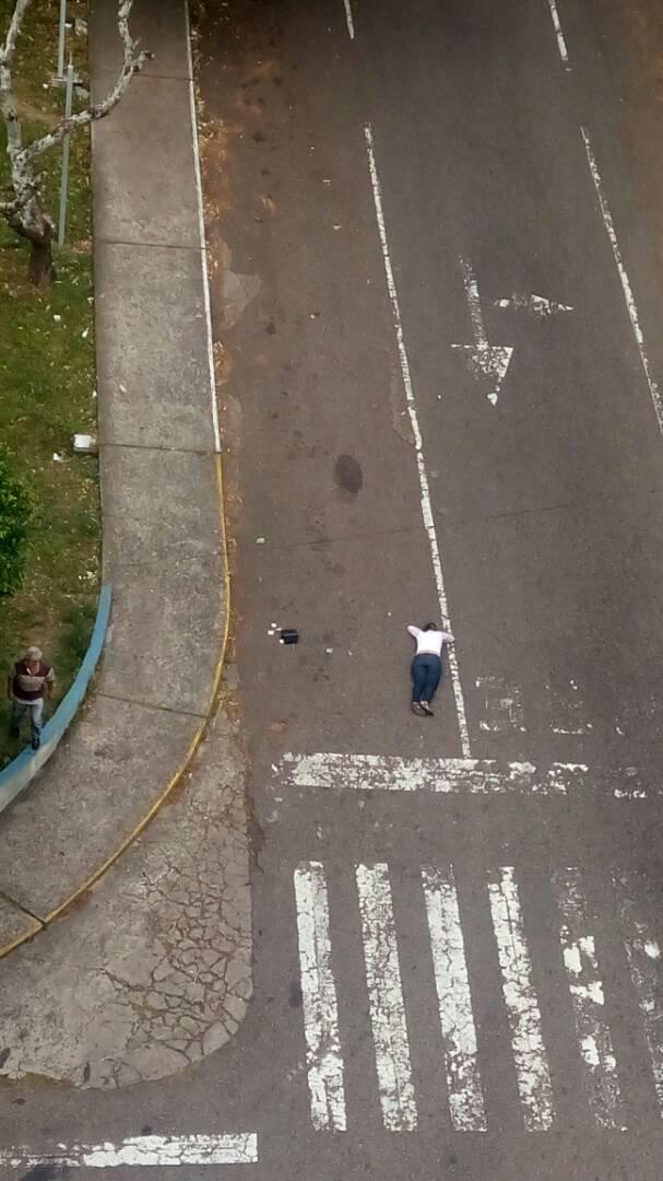 Killed woman Paola Ramirez (23) at Barrio San Carlos in San Cristobal, Táchira was shot in the head