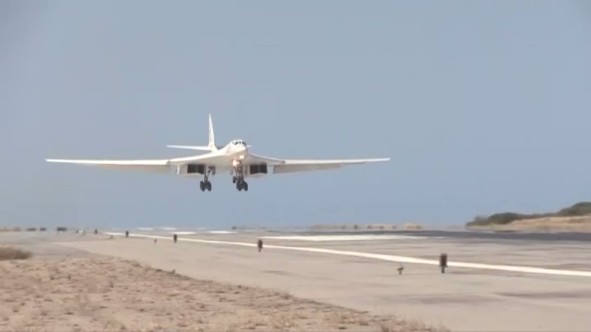 Russian Ministry of Defense video of Tu-160 flight to Venezuela