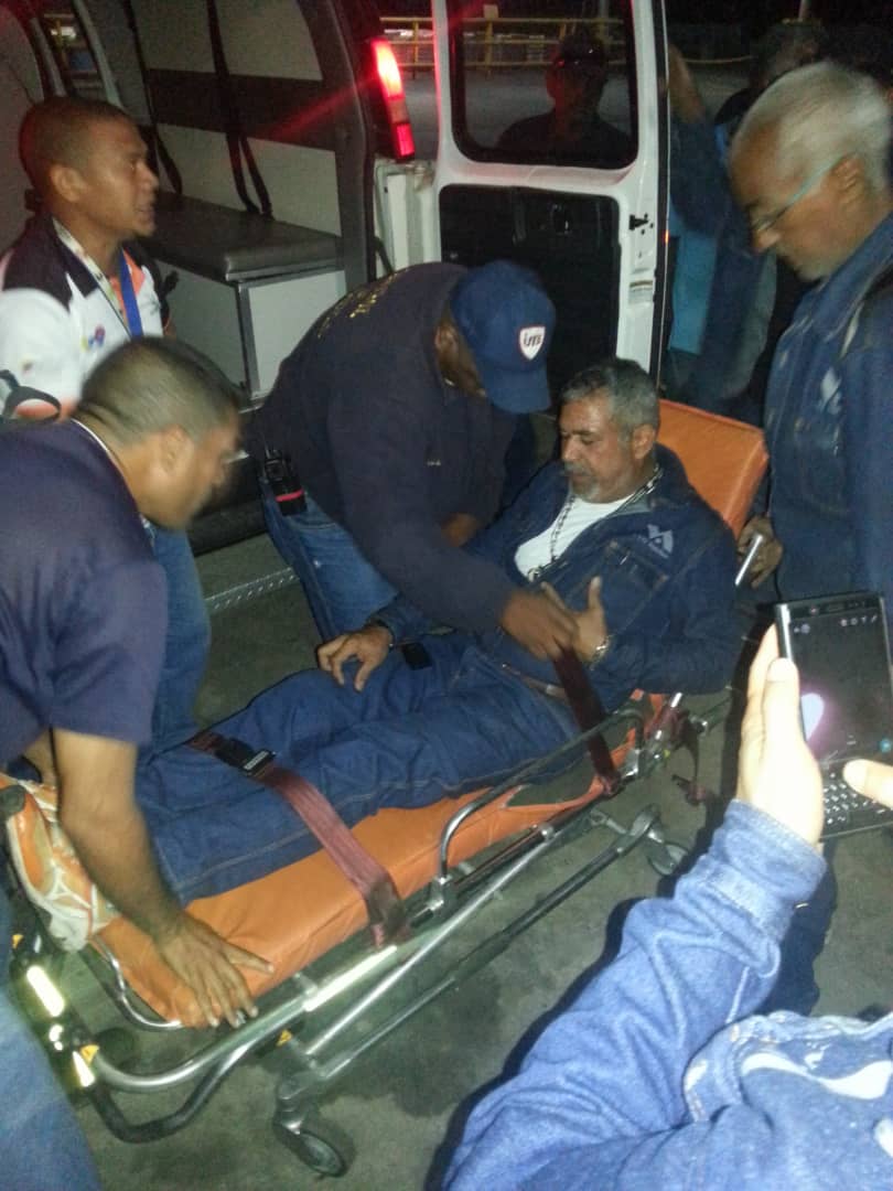 Venezuela Guayana This morning, presumably, Dgcim officials, entered the casting area in Venalum and took several workers, including the President. Another worker was transferred to a health center after being beaten