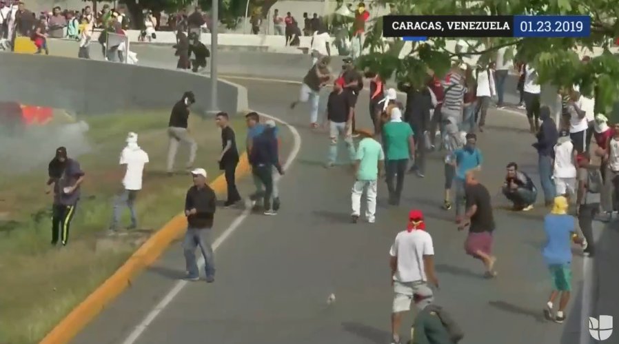 Military is shooting Warning shots fired at protestors at the Highway in Caracas in Venezuela.   