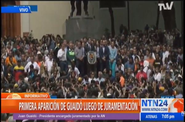 Juan Guaidó: Freddy, Diosdado, if you want to achieve the cessation of the usurpation, welcome to speak whenever. I extend the call to the military command or to any official