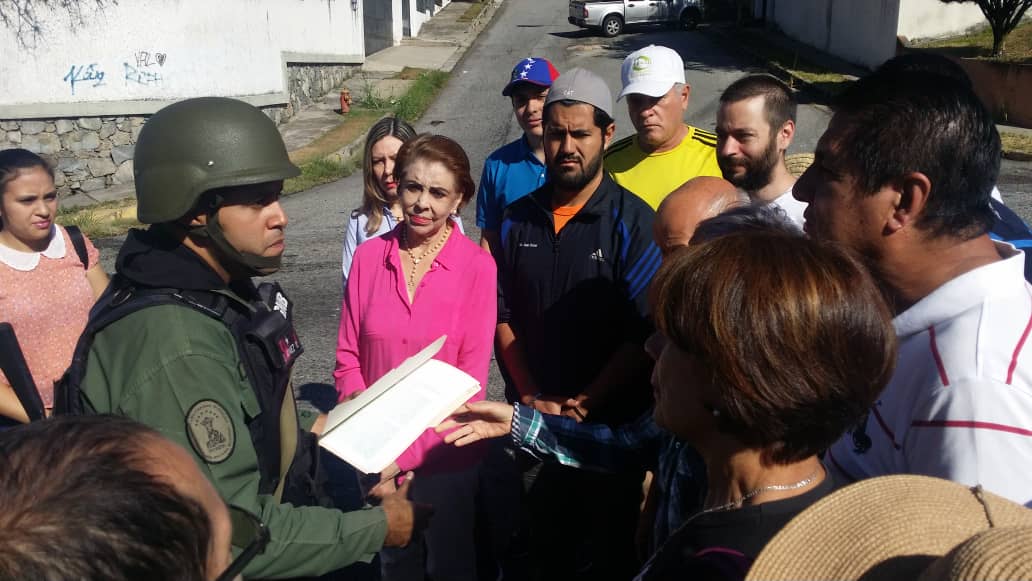 Amnesty Law was delivered by civil society in the detachment of the National Guard(GNB) located in the Urb La Mata de Merida. photo Gustavo Dávila