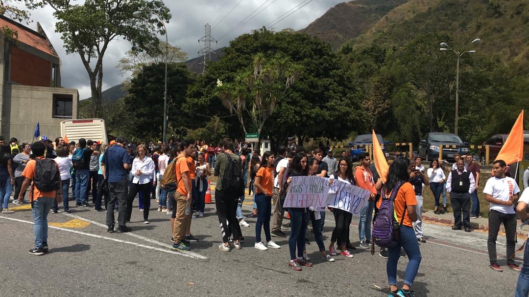 This is the protest at the Metropolitan Interchange