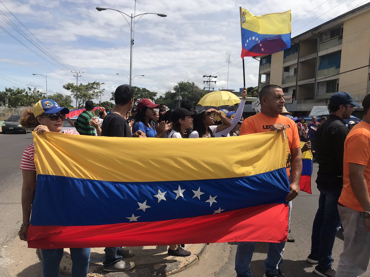 Protest for the opening of the humanitarian channel in Ciudad Bolivar