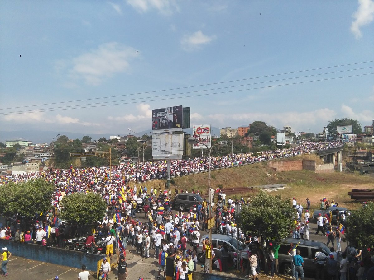 Rally at Viaducto Nuevo San Cristobal 