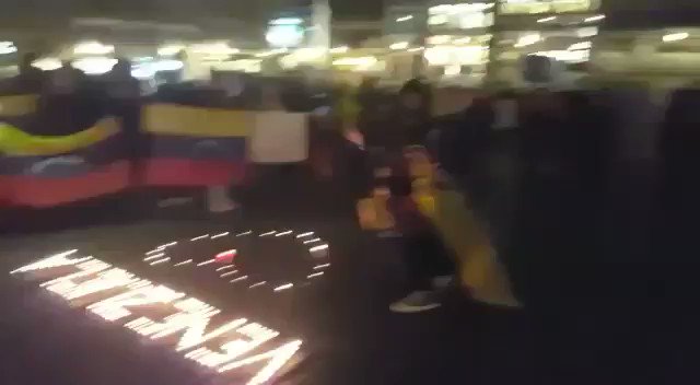 Some tens of Venezuelan supporters arrived in Frankfurt in Germany to show their support of interim president Juan guaido and solidarity to the protestors.   