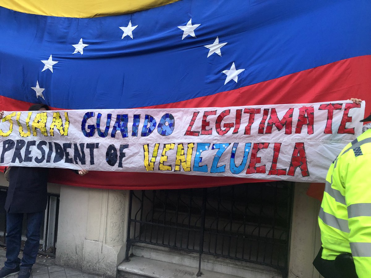 Rally against the Maduro dictatorship in London and in support of @jguaido as the legitimate president of Venezuela.