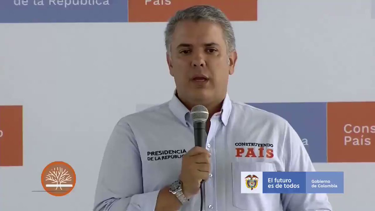 Colombian President Ivan Duque: A few minutes ago I confirmed to the interim President @jguaido that Cúcuta will be one of the three centers for the collection of humanitarian aid for Venezuela.