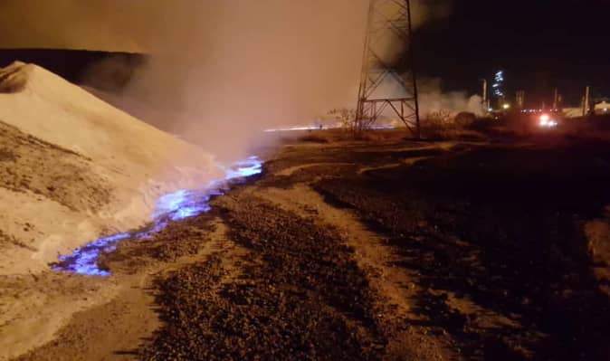 The regional director of the Anzoátegui Fire Brigade, @Placidomalave, reported that a fire that was registered in the Cryogenic José Antonio Anzoátegui in Barcelona is controlled. 