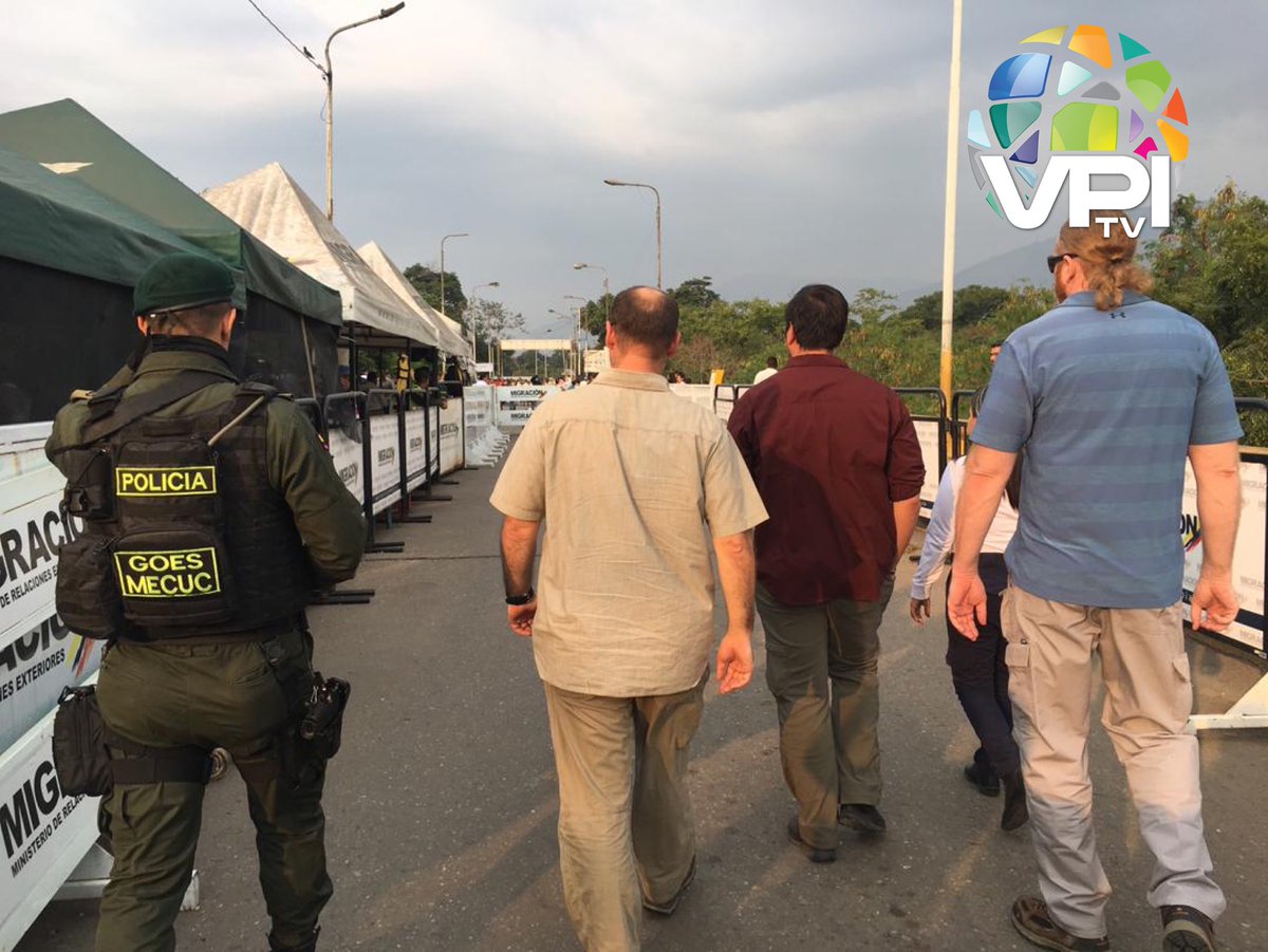 Joint commission of international representatives supervised the border crossings between Venezuela and Colombia. In addition, the observer of the Coalition of Human Rights arrived in Cúcuta to participate in meetings for the arrival of humanitarian aid.