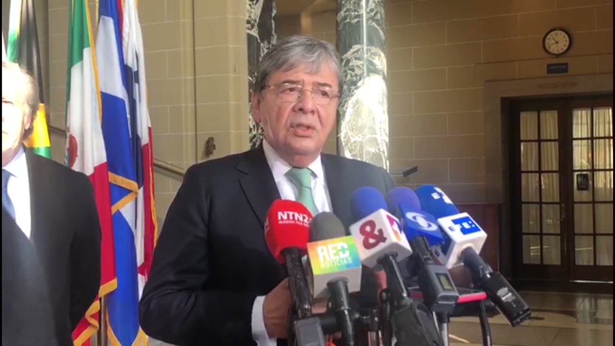 There are already planes that have arrived in Colombia, they are in the process so that everything is gathered in Cúcuta: MFA @CarlosHolmesTru on humanitarian aid for Venezuela