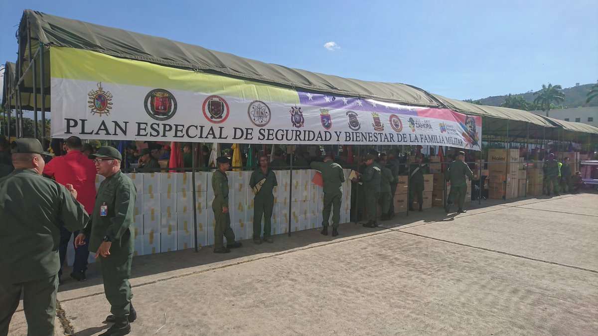 Venezuelan Minister for Defense, Padrino López delivers socio-economic solutions to military personnel and their families