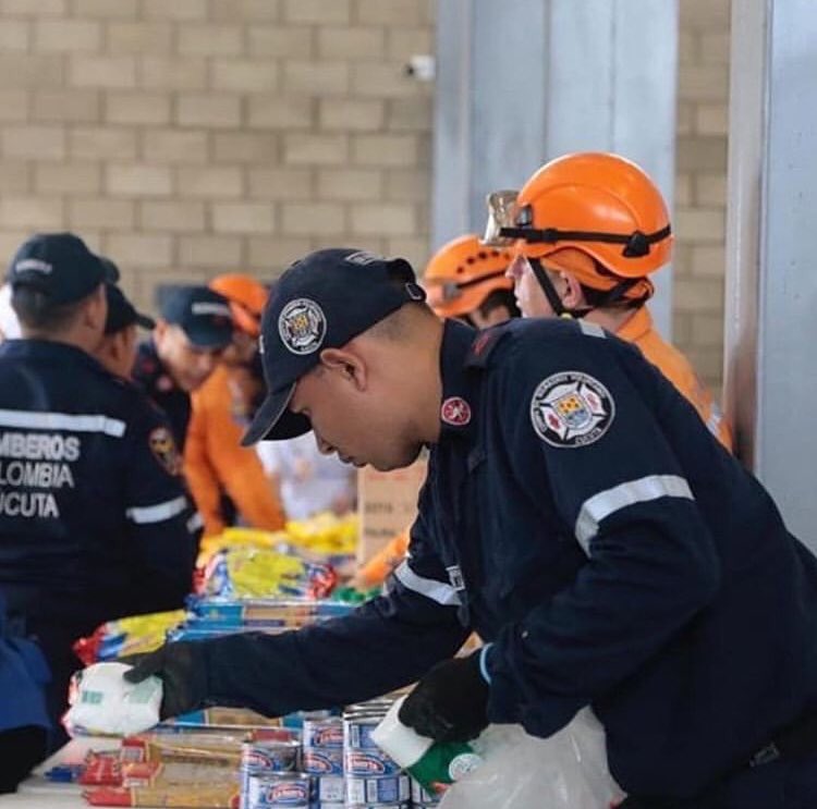 Sorting of Humanitarian aid in the collection center in Cucuta