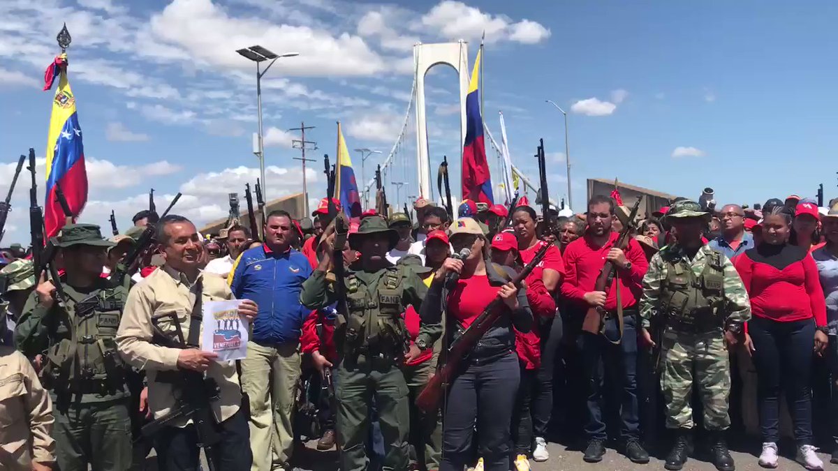 Video: pro-Maduro militia and military together states support for Maduro