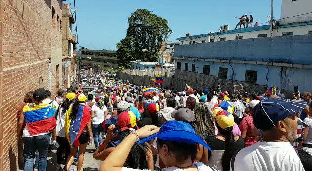 This is how our people were in Pariata, Vargas today 