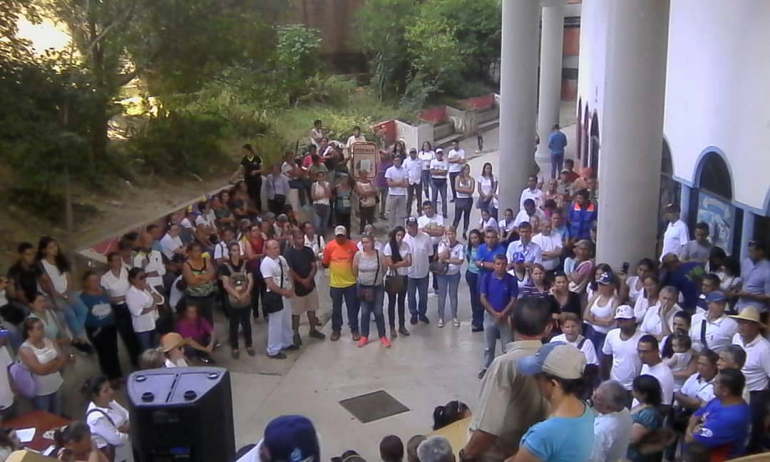 Merida: gathering of #VoluntariosXVenezuela network in Tovar