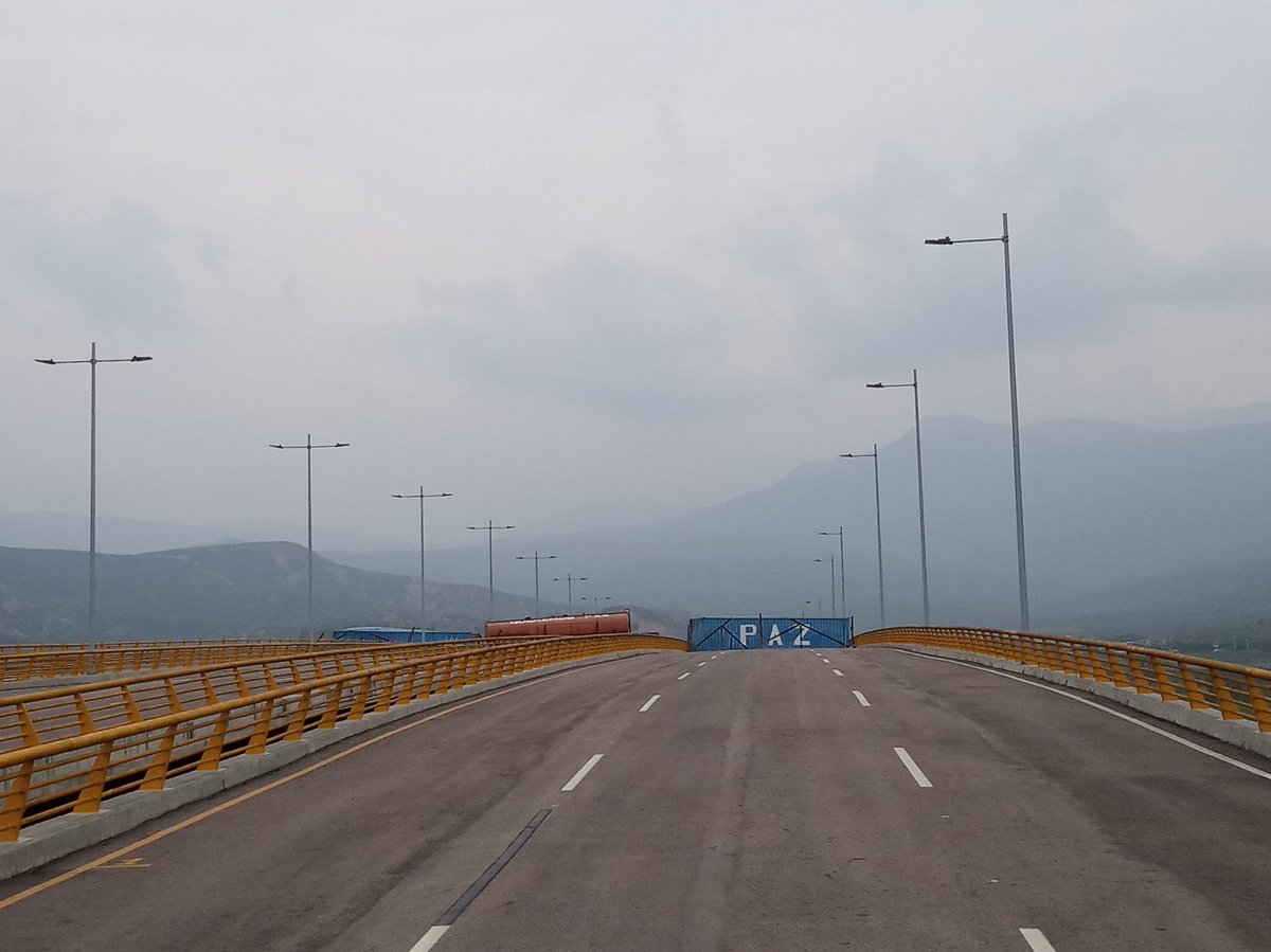 Stage construction finished at Tienditas bridge in Cúcuta where the Aid Live Venezuela concert will be held this Friday, February 22