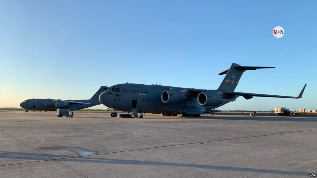 Two US planes with humanitarian aid to Venezuela depart from Miami on Friday to Cúcuta