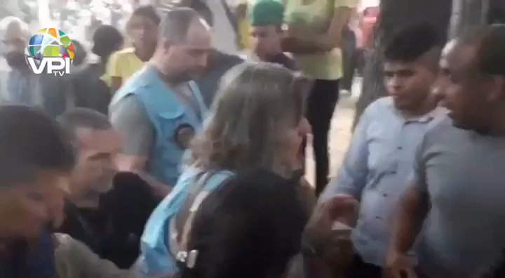 UN Commission is in the Doctor Enrique Tejera hospital in Valencia, Pro-Maduro gunmen(collectivos) arrived and attacked deputies of the National Assembly and President of FCU