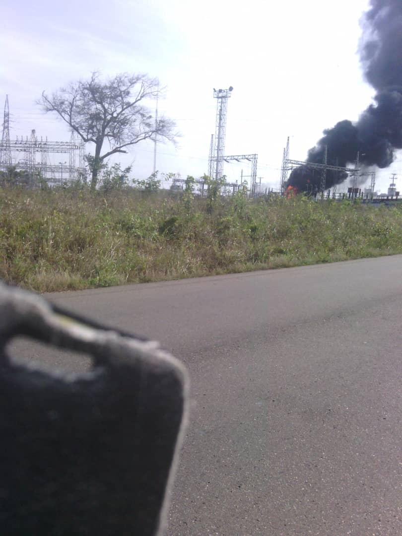 There is an explosion sy the electric substation in Miranda state. Users reported the explosion of the Tacarigua electrical substation, located in Miranda state. that sector was without electric power.