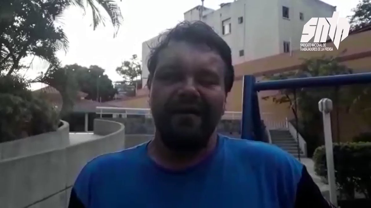 Testimony in video of the Polish journalist Tomasz Surdel, via @SNTPVenezuela, denouncing having been victim of severe beating by police officers