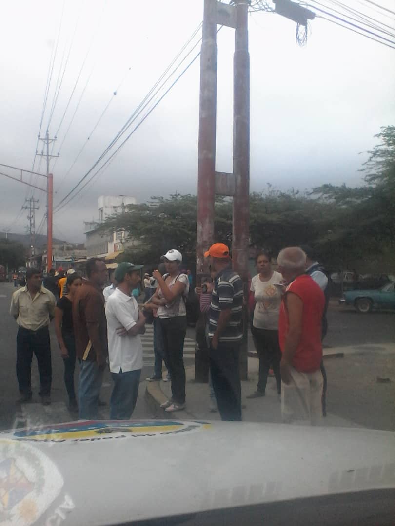 Reportan protesta en el norte de Barquisimeto, estado Lara, por escasez de agua.     