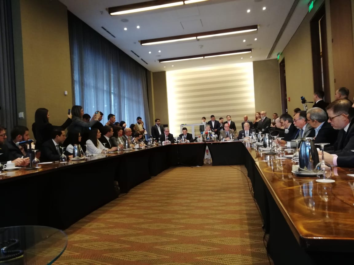 Se realiza reunión entre embajadores designados por @jguaido en Bogotá.   