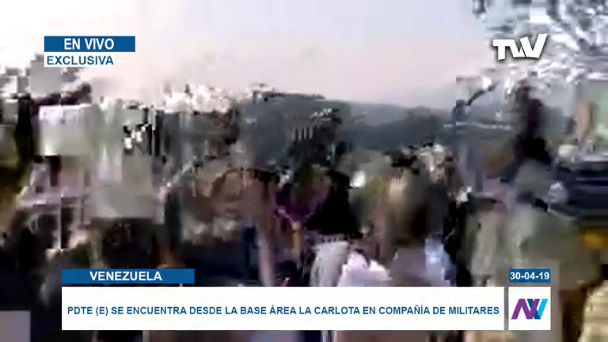 Another group of military officials join in support of the acting president @jguaido at the Altamira Interchange
