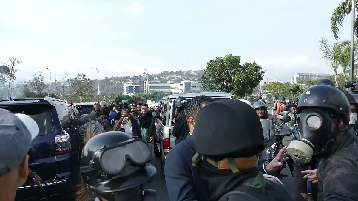 Shooting at these minutes at Altamira interchange next to La Carlota airbase