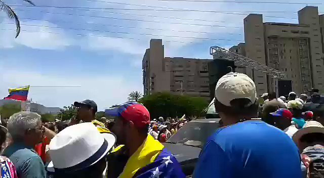 Venezuela: Statements by the first lady of the Nueva Esparta state, Leynys Malavé de Díaz, on behalf of the island woman this Day of the Worker.