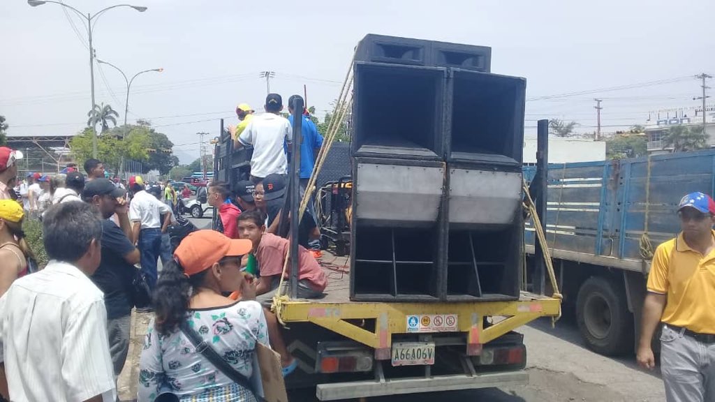 Guárico: After talking with leaders of Frente Amplio, the police force allows a truck with the sound that will lead the opposition march in San Juan