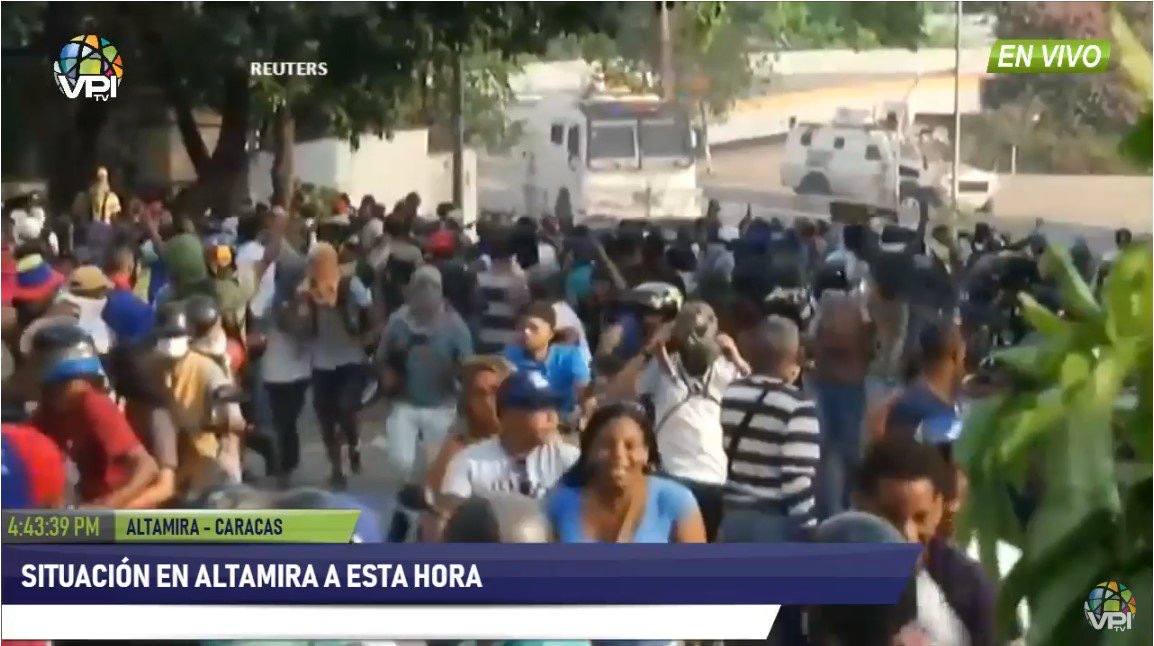 Water cannon deployed to Altamira interchange, to disperse the protesters.