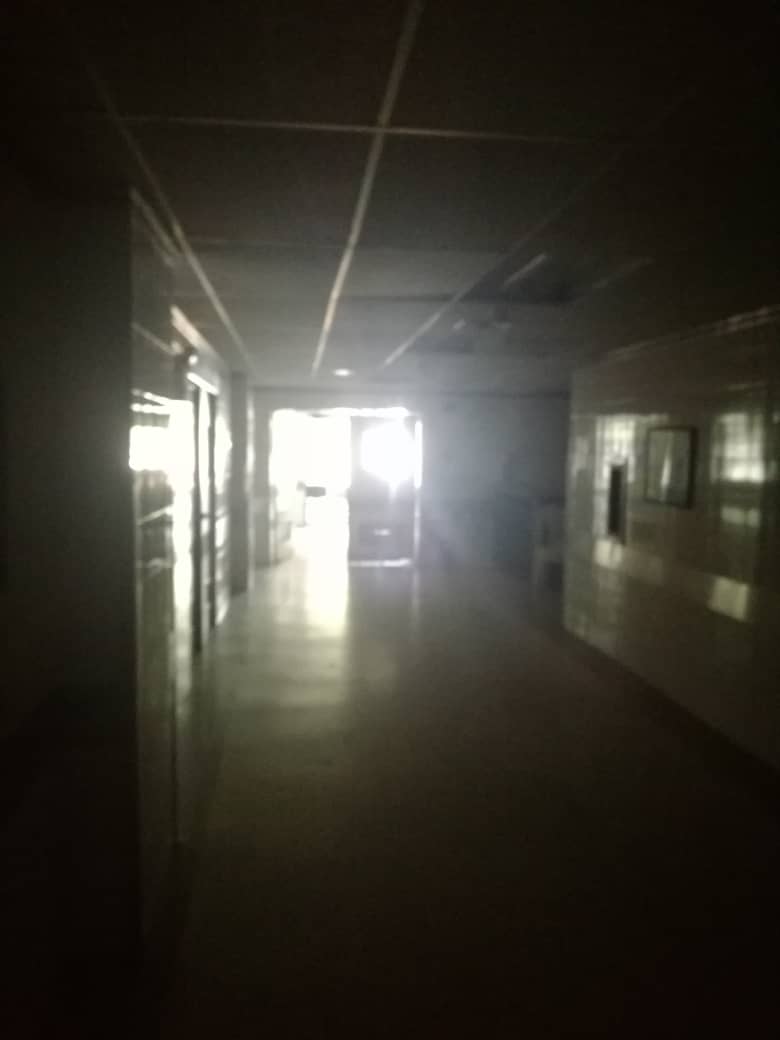 Zulia: General Hospital of the South Maracaibo is more than 52 hours without electricity. The foul smell of the morgue in the entire building. The generator does not work. 