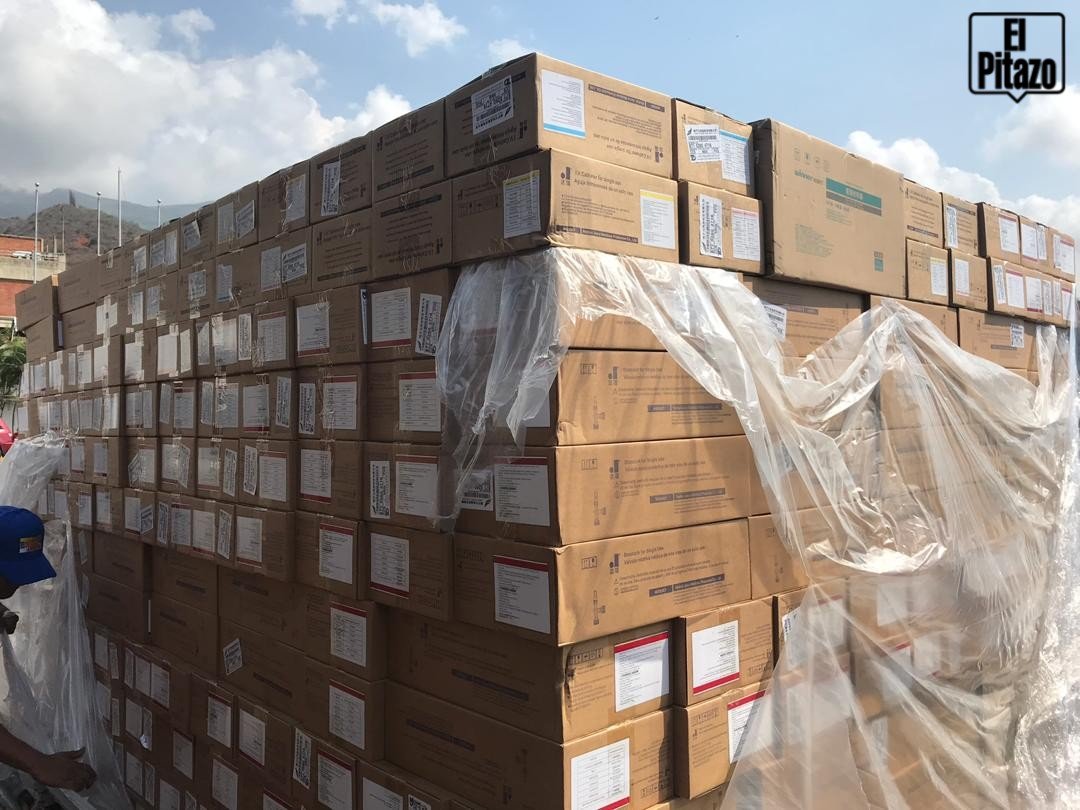 Vargas: Cargo with medical supplies arrive at Maiquetia airport from China 