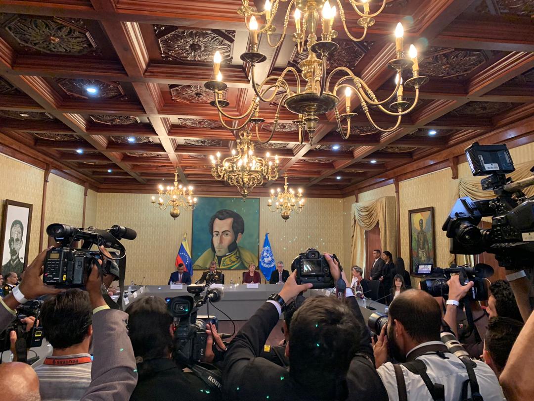 Néstor Reverol and the United Nations Resident Coordinator in Venezuela, Peter Grohmann, are present at the meeting with Michelle Bachelet at the Foreign Ministry