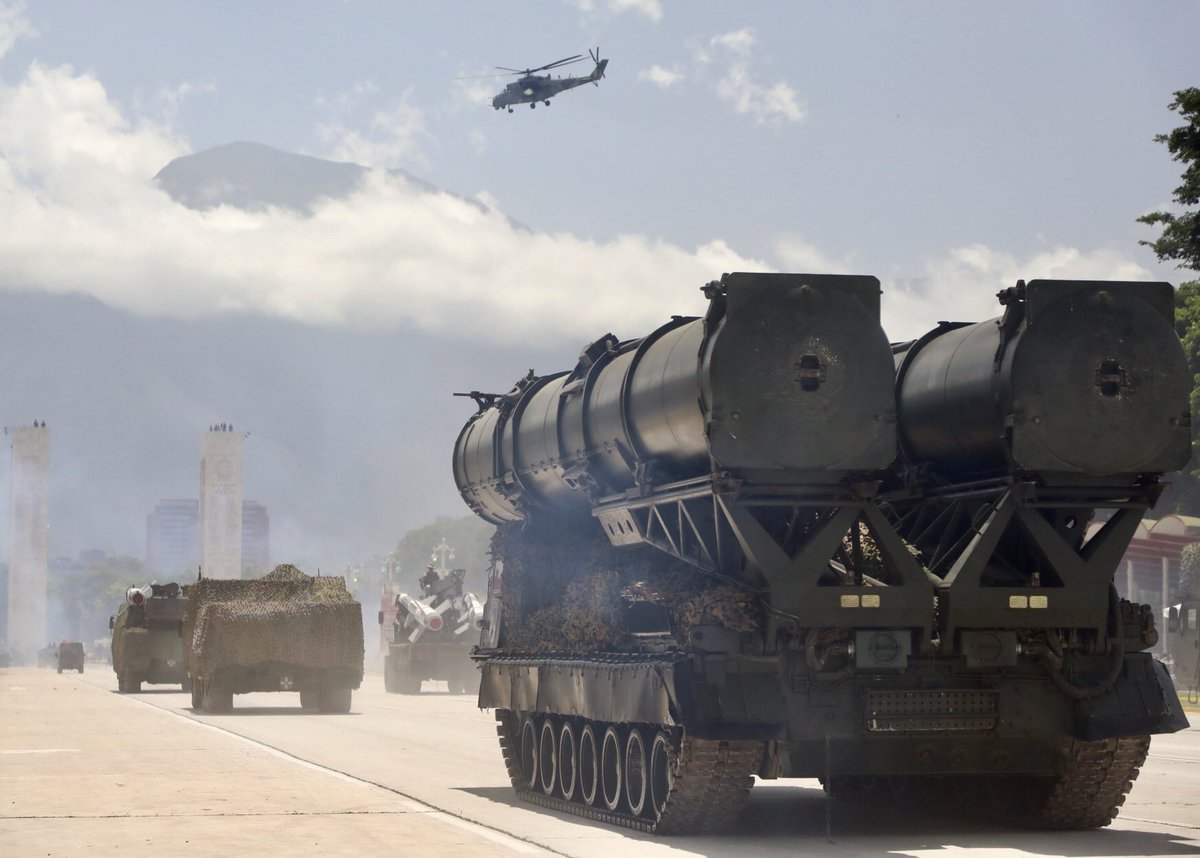 From the Paseo Los Próceres, FANB in full operational readiness for the Civic - Military Parade for the 208 years of the Independence of Venezuela.