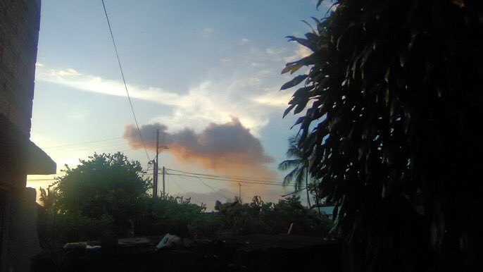 A total of 3 strong explosions were heard from the CAVIM site in Morón. The CAVIM site is a state owned company that produces ammunition, explosives and weaponry 