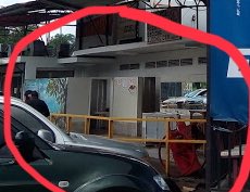 Chinese Soldiers were spotted at the El Guapetón service station in Miranda
