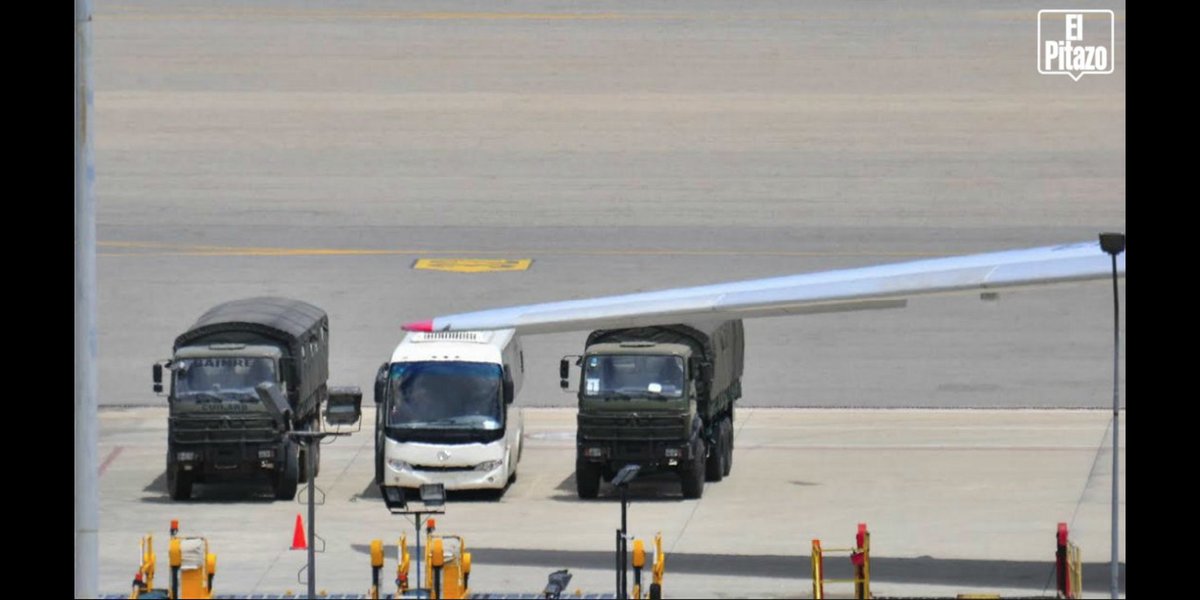 RuAF An-124 RA82013 in Caracas