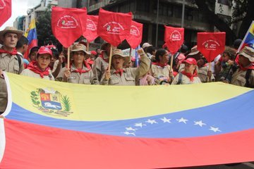 Chavistas took to the streets today in Caracas to express solidarity with Evo Morales, with protesters in Chile and Ecuador, and to reject imperialist meddling in Latin America