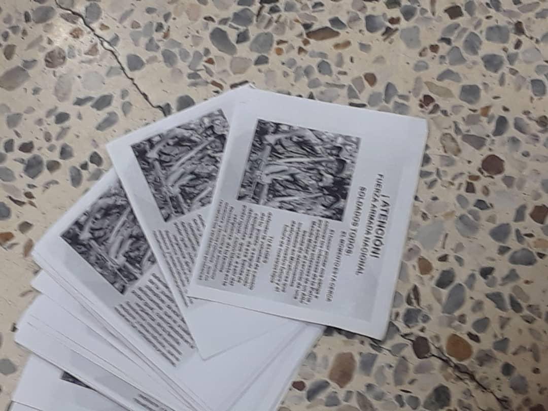 Posters have appeared in the IPSFA mall in Caracas last night with a message to the military on Military honor forces us to place the interests of the country over the interests of a high military command in the service of a gang of criminals installed in Miraflores Venezuela