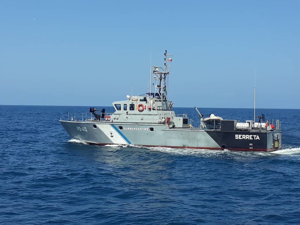 At 6:10pm local time the Venezuelan Navy launched the Venezuelan coast guard vessel the Serreta from La Guaira to intercept the USS Detroit. The USS Detroit sailed along Venezuela's coast for 7 hours without being intercepted