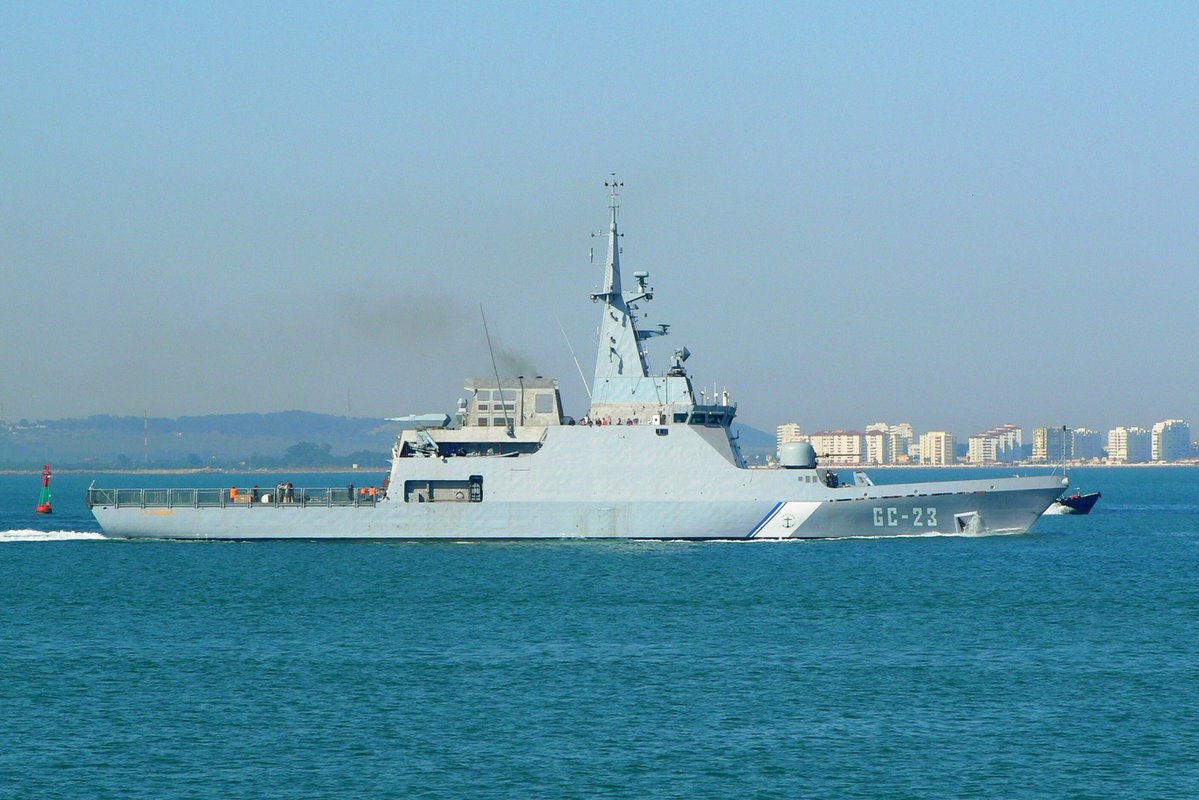 The Venezuelan navy OPV vessel the GC-23 Naiguata was sunk early yesterday morning after it collided with the Resolute, Passenger ship registered in Portugal. The Resolute continued to sale to Curaçao without rescuing the Venezuelan crew of the sinking vessel