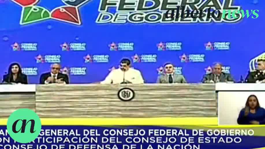Мадуро приказал активизировать дебаты и апробацию в Национальной ассамблее, Органических законах для созидания Гуаяны Эсекиба: он вступил в законную собственность