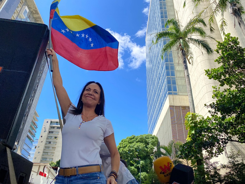 María Corina Machado arrived in Altamira to launch the Great National Alliance