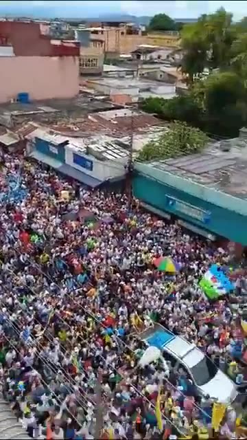 Aerial images of the mobilization led by Edmundo González and María Corina Machado in Barinas are released. There is no doubt: on July 28 we won and we got paid, he stated