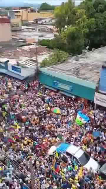 Aerial images of the mobilization led by Edmundo González and María Corina Machado in Barinas are released. There is no doubt: on July 28 we won and we got paid, he stated