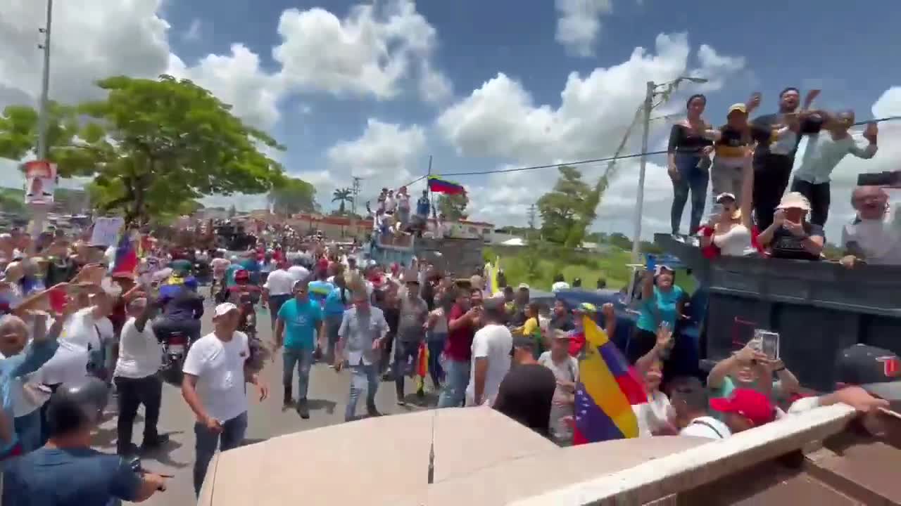 María Corina Machado continúa en la “Caravana de la Libertad” en Maturín, estado Monagas.“Grande, Monagas. Estamos listos para la avalancha de votos por Edmundo González en solo 8 días”