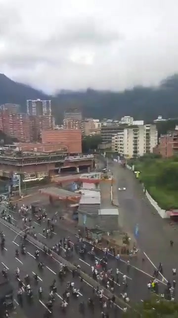 Avenida Francisco de Miranda in the area of La California. These people are walking from Petare, where there are protests against the election results announced by the CNE