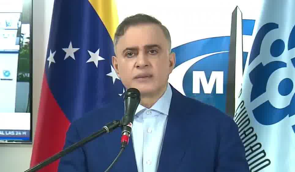 Tarek William Saab sobre detención de Freddy Superlano: Se encuentra en buen estado de salud y está cooperando.Está protegido en su lugar de reclusión pero cooperando, quien entendió entendió, dando elementos importantes